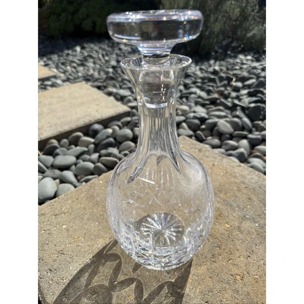 Fine Atlantis Cut Crystal Decanter Faceted w/ Cut Stopper Signed -‎ 10 1/4